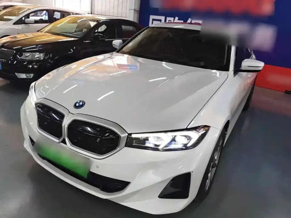 BMW i3 eDrive 35 L 2023