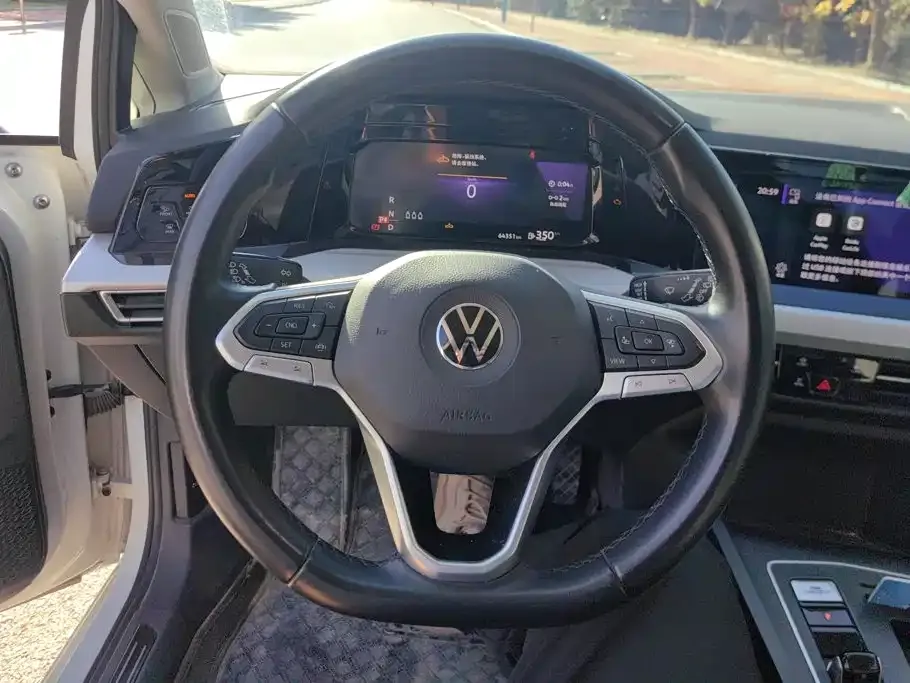 Volkswagen Golf 280TSI DSG 30th Anniversary Edition 2021 — фото 15