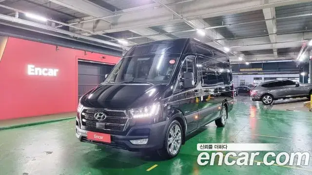 Hyundai Solati 15-seater Luxury 2019