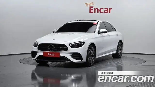 Mercedes-Benz E-Class E220d 4MATIC AMG Line 2023