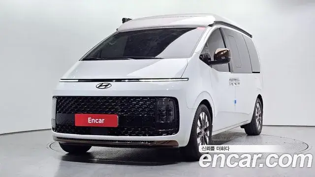 Hyundai Staria 4WD Camper Prestige Camper 11Seater 2022