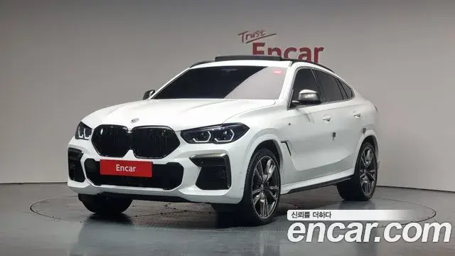 BMW X6 M50i 2022