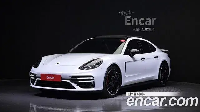 Porsche Panamera 4.0 GTS 2021