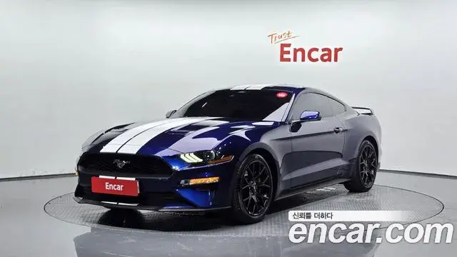 Ford Mustang Coupe 2020
