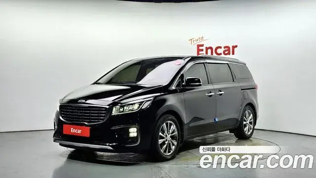 Kia Carnival Gasoline 7-Seater Limousine President 2019
