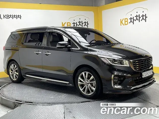 Kia Carnival Gasoline 7-Seater Limousine President 2019