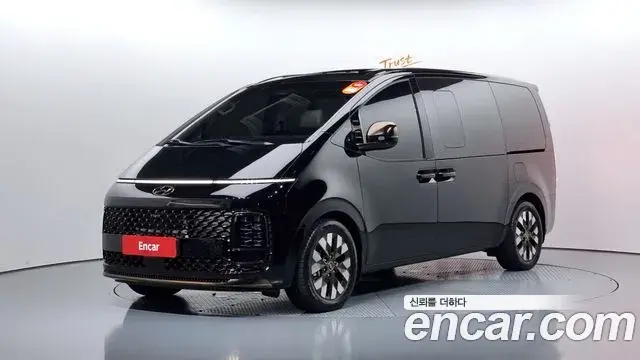 Hyundai Staria 4WD Lounge 7-Seater Inspiration 2023