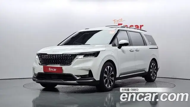 Kia Carnival Gasoline 7-Seater Signature 2023