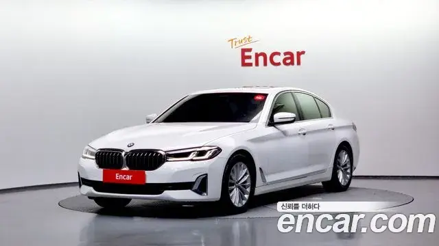 BMW 5-Series 530i xDrive Luxury 2020