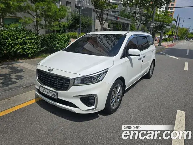 Kia Carnival 9-Seater Noblesse Special 2019