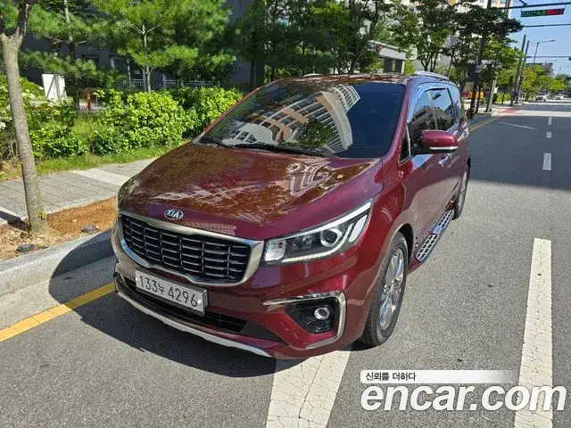 Kia Carnival 9-Seater Prstige 2019