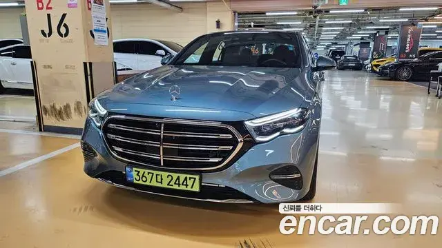 Mercedes-Benz E-Class E300 4MATIC Exclusive 2024