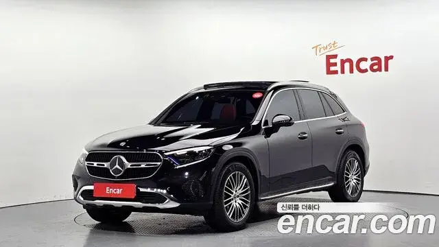 Mercedes-Benz GLC-Class GLC 300 4MATIC Avantgarde 2024