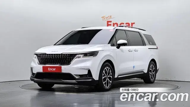 Kia Carnival Diesel 9-Seater Noblesse 2023