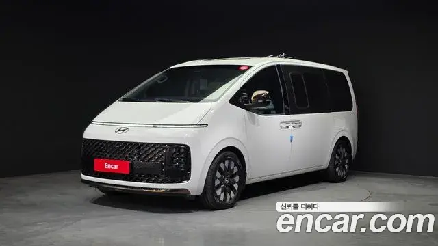 Hyundai Staria 4WD Lounge 7-Seater Inspiration 2023