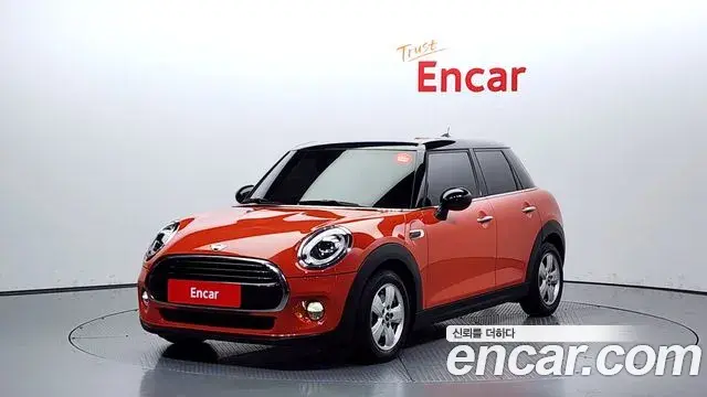 Mini Cooper 5Door Standard 3rd 2019