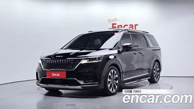Kia Carnival Gasoline 7-Seater Signature 2022