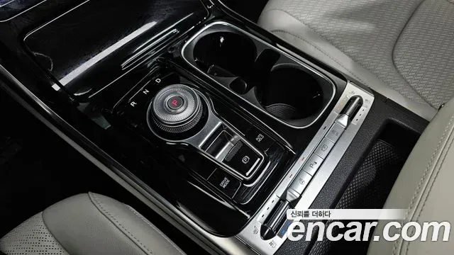 Kia Carnival Diesel 7-Seater Noblesse 2023 — фото 9