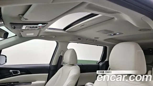 Kia Carnival Diesel 7-Seater Noblesse 2023 — фото 19