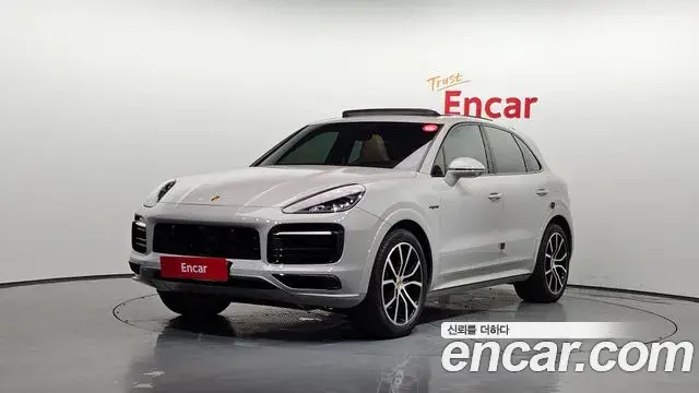 Porsche Cayenne 3.0 E-Hybrid 2021