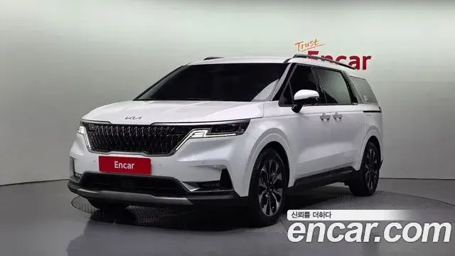 Kia Carnival Gasoline 9-Seater Signature 2022