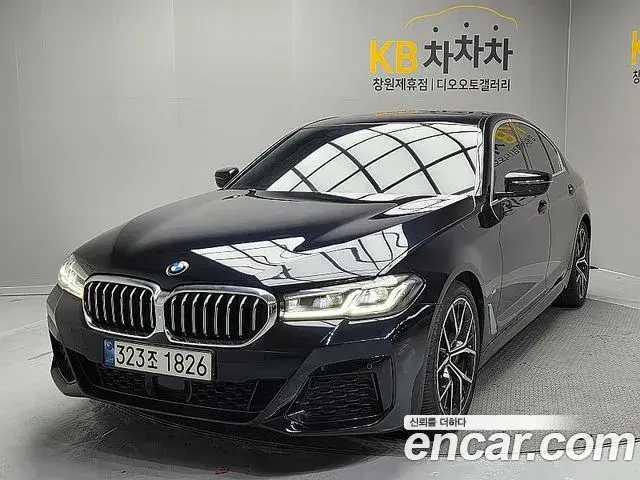 BMW 5-Series 530i M Sport Package 2020