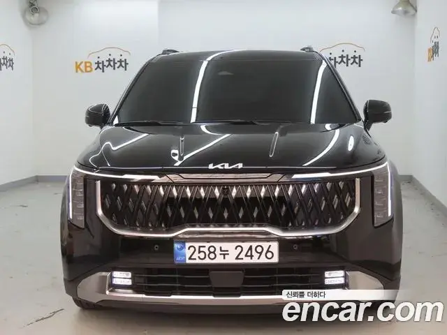 Kia Carnival Gasoline 7-Seater Signature 2024