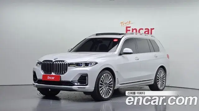 BMW X7 xDrive 40i Design Pure Excellence 7-Seater 2021
