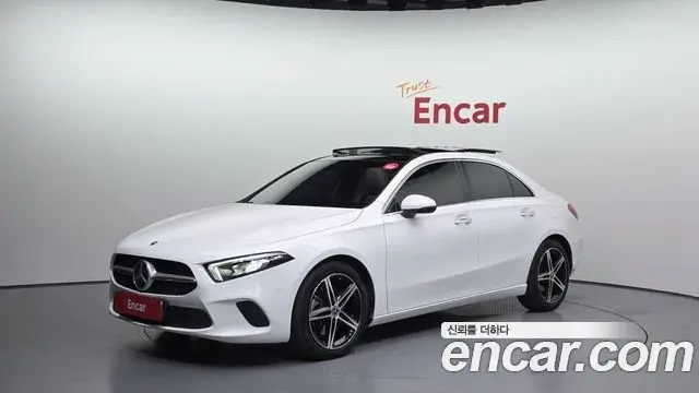 Mercedes-Benz A-Class A250 4MATIC Sedan 2020