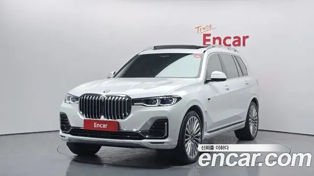 BMW X7 xDrive 40i Design Pure Excellence 6-Seater 2021