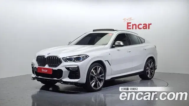 BMW X6 M50i 2021