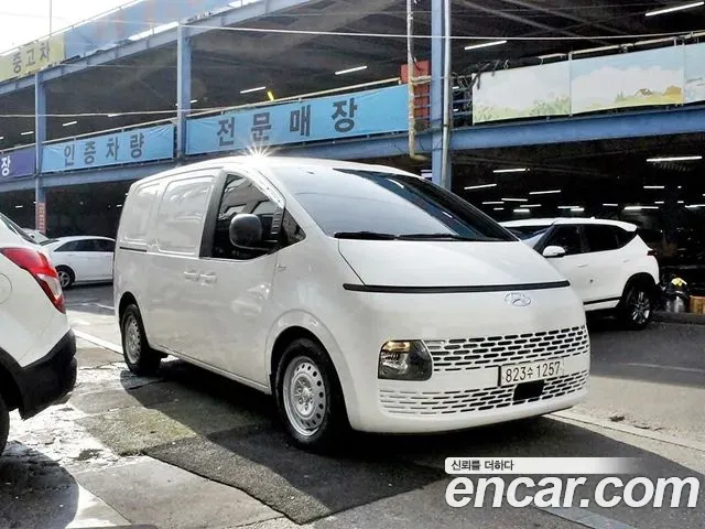 Hyundai Staria Cargo 3-Seater Smart 2021 — фото 2