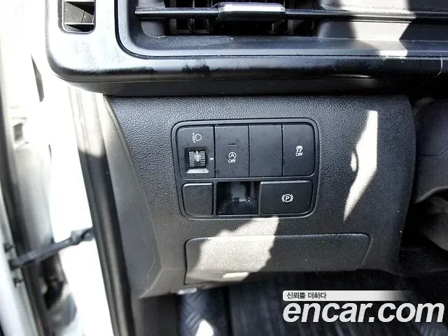 Hyundai Staria Cargo 3-Seater Smart 2021 — фото 14