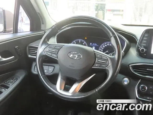 Hyundai Santa Fe Diesel 2.0 2WD Prestige 2019 — фото 19