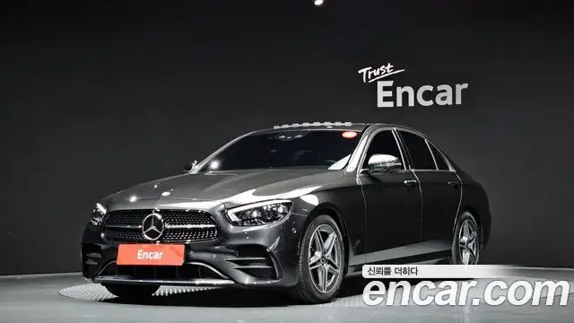 Mercedes-Benz E-Class E250 AMG Line 2022