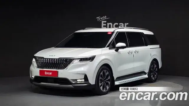 Kia Carnival Gasoline 7-Seater Signature 2023