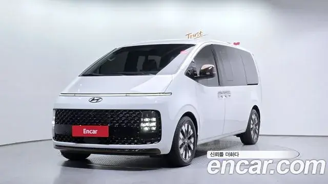 Hyundai Staria 4WD Lounge 7-Seater Inspiration 2023