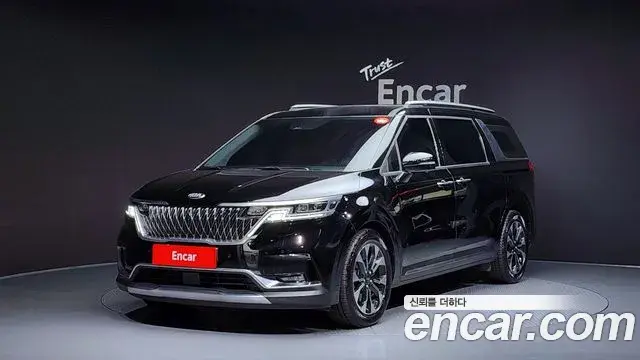 Kia Carnival Gasoline 9-Seater Signature 2021