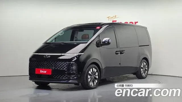 Hyundai Staria 4WD Lounge 7-Seater Inspiration 2023