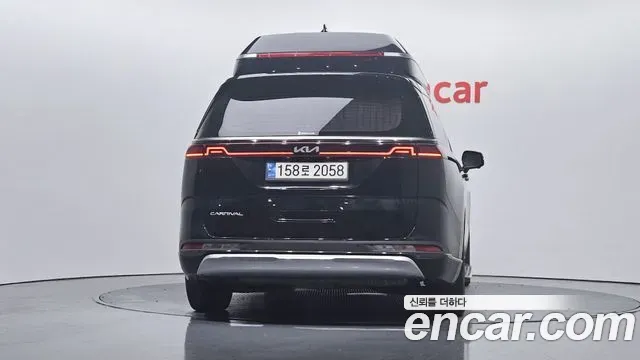 Kia Carnival Diesel 7-Seater Hi-Limousine Signature 2021 — фото 4