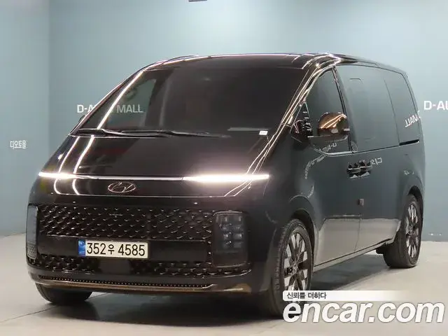 Hyundai Staria 4WD Lounge 9-Seater Inspiration 2022