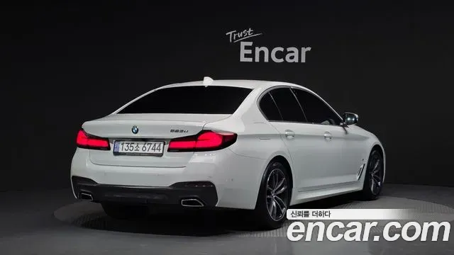 BMW 5-Series 523d M Sport 2022 — фото 2