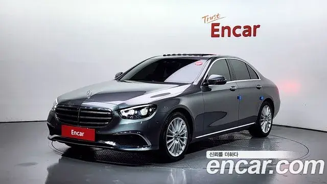 Mercedes-Benz E-Class E250 Exclusive 2022