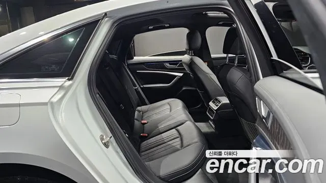 Audi A6 45 TFSI Quattro Premium 2021 — фото 12