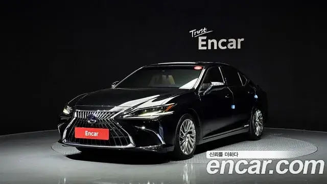 Lexus ES Executive 2022