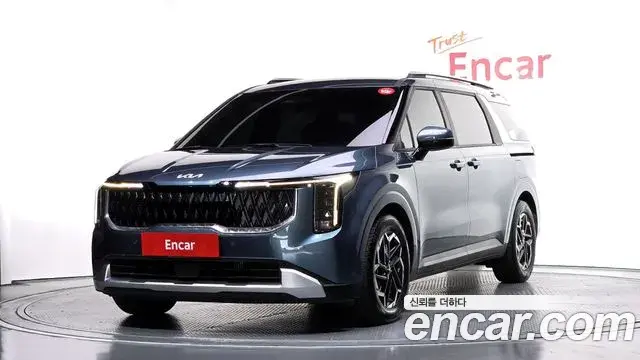 Kia Carnival Diesel 9-Seater Prestige 2024