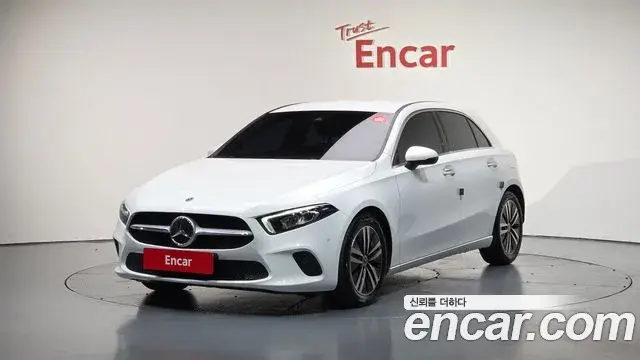 Mercedes-Benz A-Class A220 Hatchback 2022