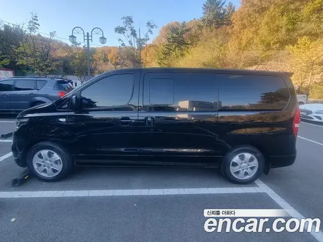 Hyundai Starex Wagon 12-Seater Modern 2019