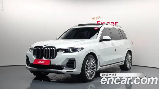 BMW X7 xDrive 40i Design Pure Excellence 7-Seater 2021