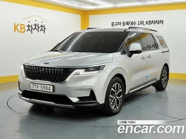 Kia Carnival 11-Seater Signature 2020